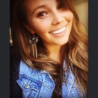 Holly Gray Photo 3