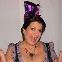 Jennifer Pinkerton Photo 11