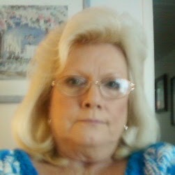 Barbara Holmes Photo 28