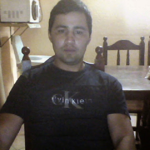 Victor Lugo Photo 24