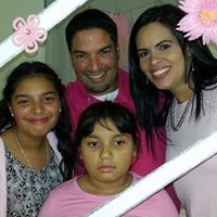 Efrain Robles Photo 14