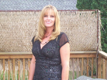 Roxanne Williams Photo 17