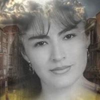 Blanca Urbina Photo 16