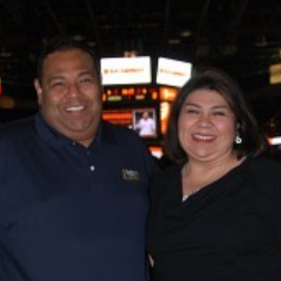 Debra Martinez Photo 40