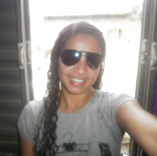 Cristiane Rodrigues Photo 2