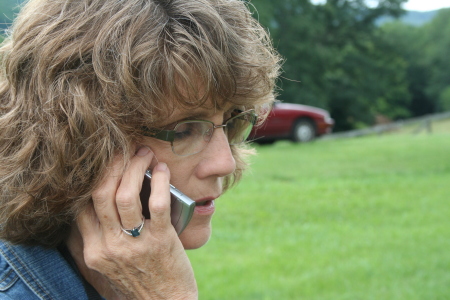 Jane Bailey Photo 38