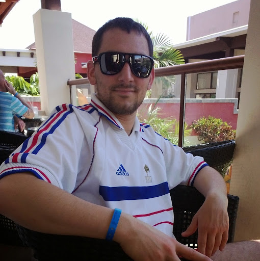 Thomas Martinez Photo 37