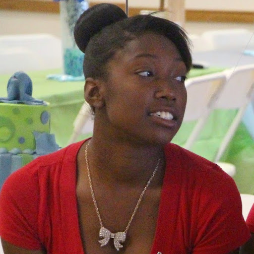 Candace Wright Photo 16