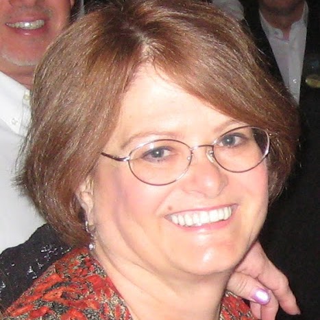 Susan Sharp Photo 43