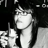 Kirsten Burgess Photo 4