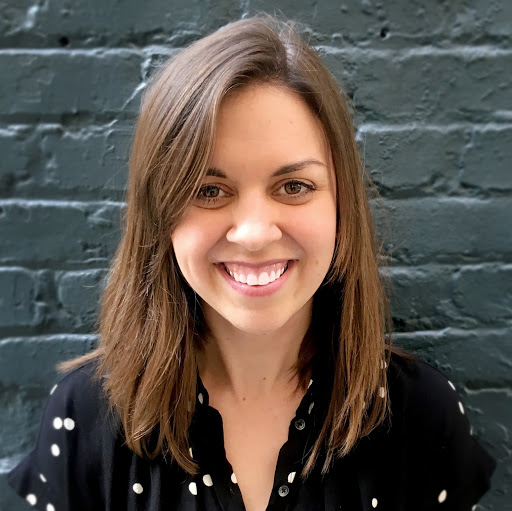 Julie Richter Photo 15