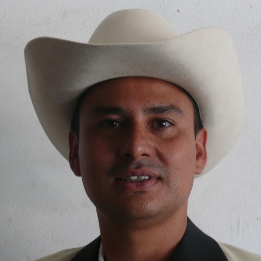 Rafael Reyes Photo 42
