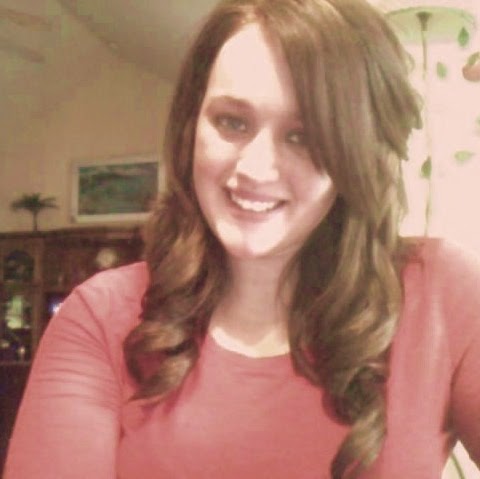 Veronica Thompson Photo 20
