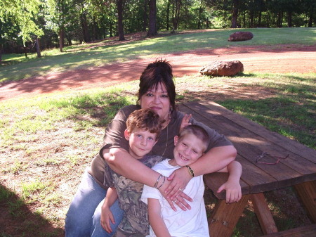 Debbie Martinez Photo 27