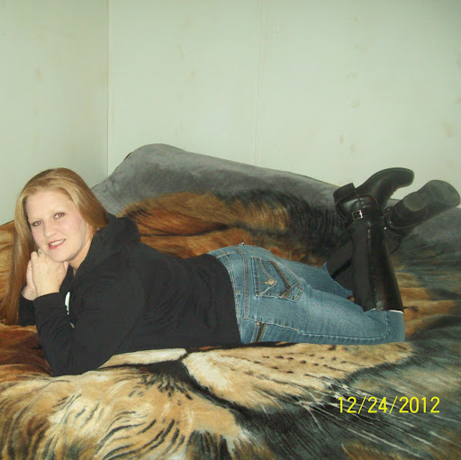 Angel Smith Photo 25