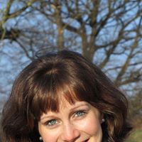 Geraldine Ross Photo 30