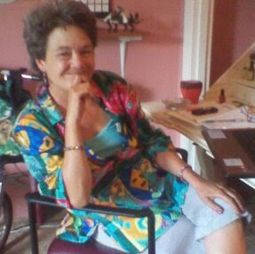 Barbara Saunders Photo 21