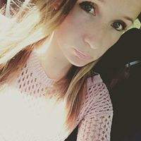 Nicole Parker Photo 14