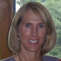 Christine Mahoney Photo 25