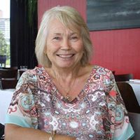 Christine Schofield Photo 23