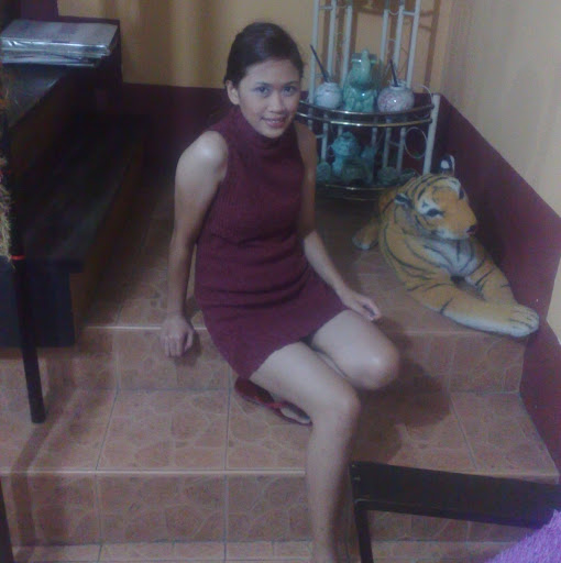 Diane Gonzales Photo 25