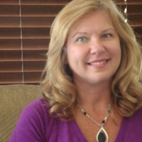 Christine King Photo 31