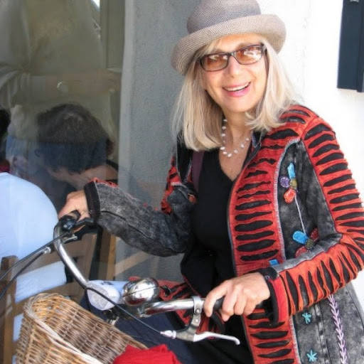 Laurie Roth Photo 24