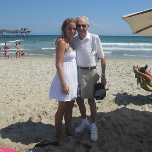 Kristina Howell Photo 7