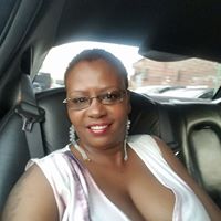 Michelle Huntley Photo 33