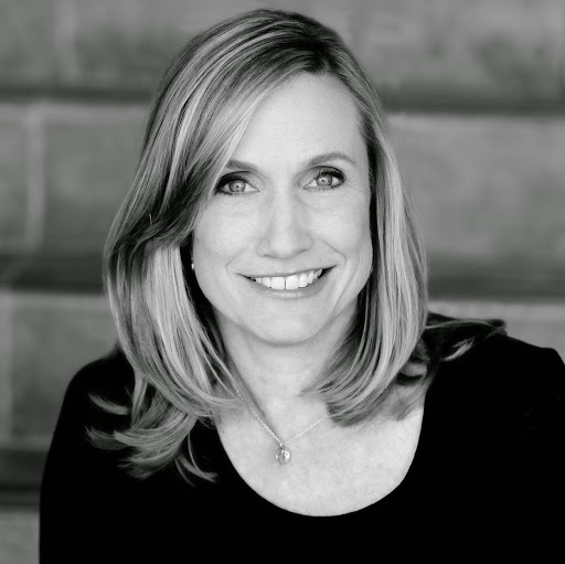Amy Reardon Photo 9
