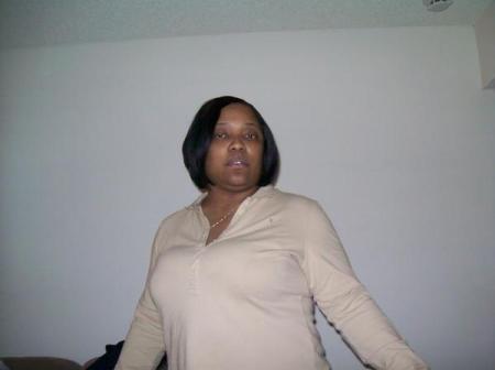 Kimberly Robertson Photo 14