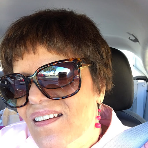Rosa Velazquez Photo 15
