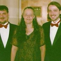 Lisa Farley Photo 8