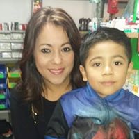 Laura Robledo Photo 15