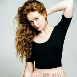 Erin Taylor Photo 33