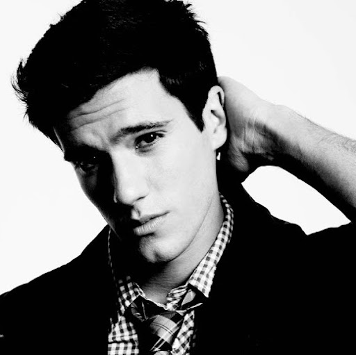 Drew Roy Photo 22