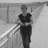 Teresa Hughes Photo 33