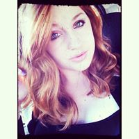 Leigh Young Photo 13