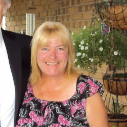Julie Robinson Photo 20