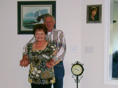 Mary Hughes Photo 20