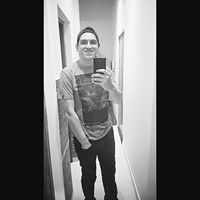 Lorenzo Rojas Photo 19