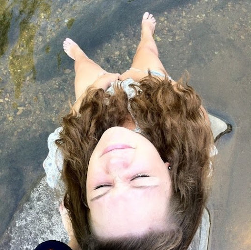 Sarah Spicer Photo 24
