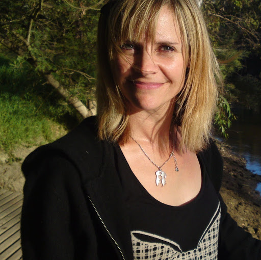 Suzanne Ball Photo 33