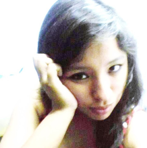 Ruth Arias Photo 20