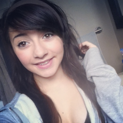 Kayla Melo Photo 4