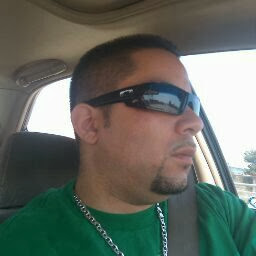 Luis Santiago Photo 29