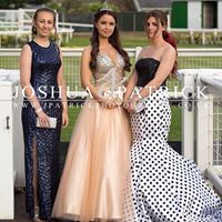 Elizabeth Matthews Photo 26