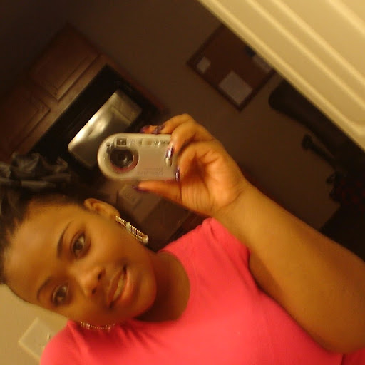 Andrea Rodgers Photo 19