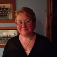 Angela Hurst Photo 31