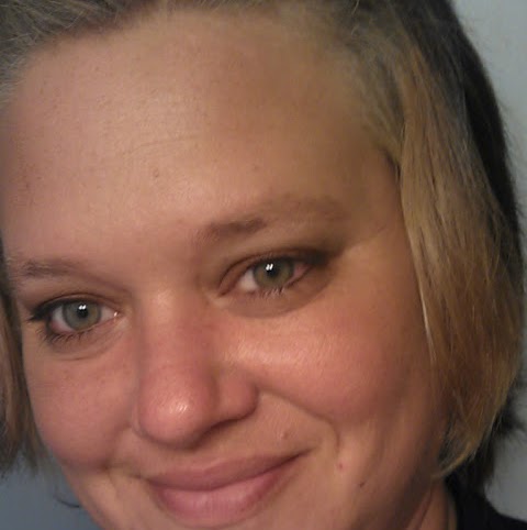 Vicki Hinton Photo 24
